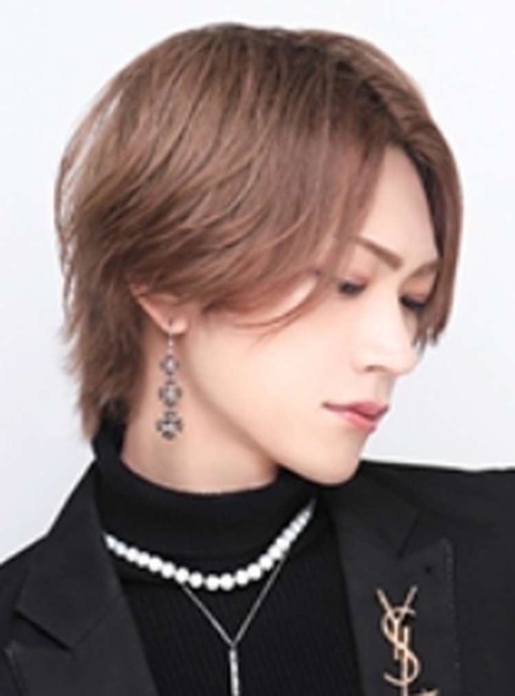 亀梨春馬