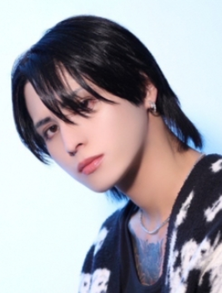 成瀬ルイ