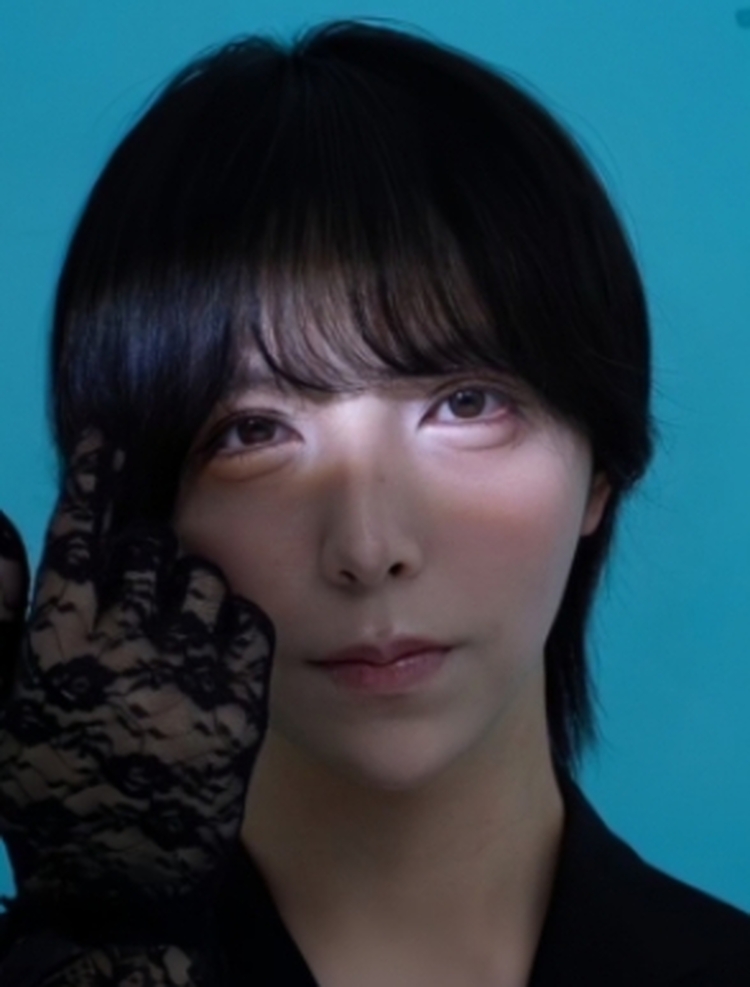 新田 薫