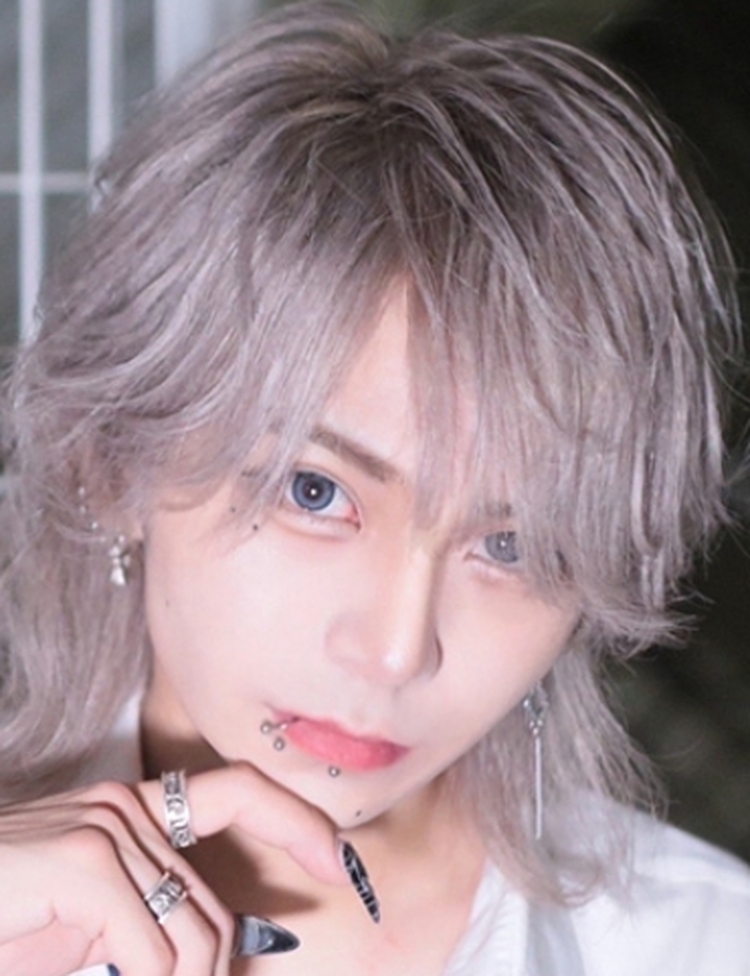 しゅん