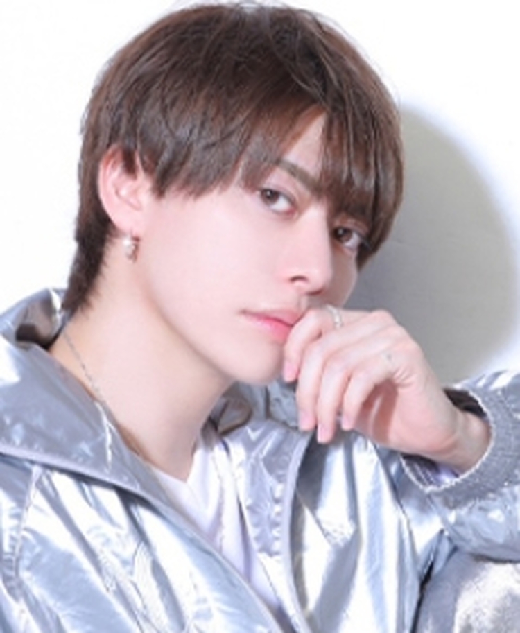 華 将弥