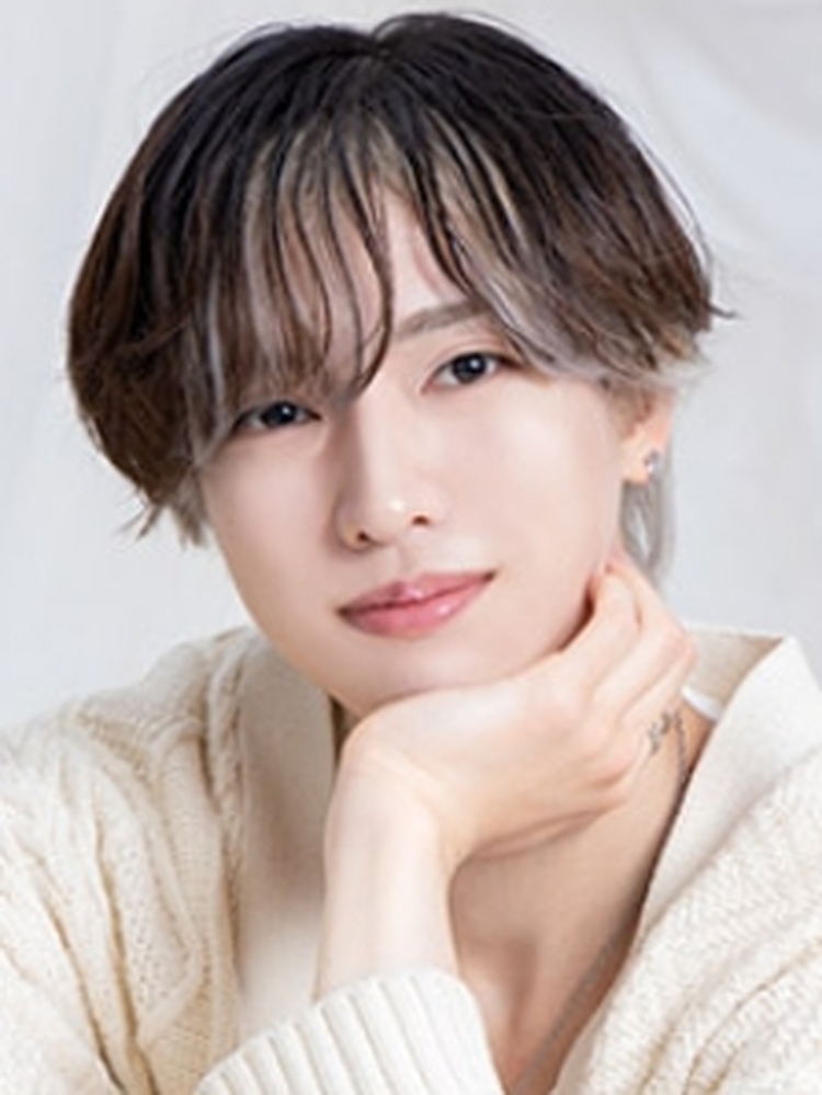 弓月織仁
