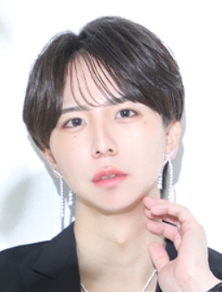 黒鐘麗央
